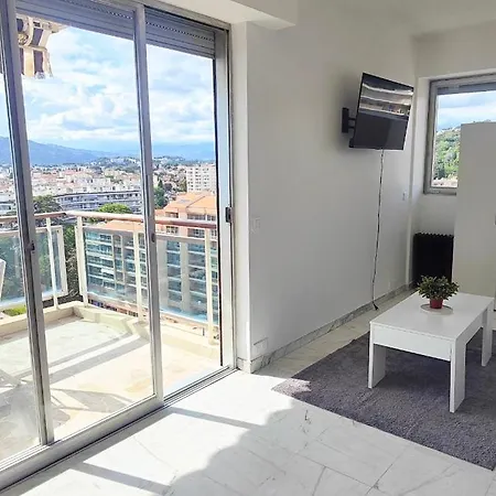 Proche Gare Vue - Acces Prive A La Appartement