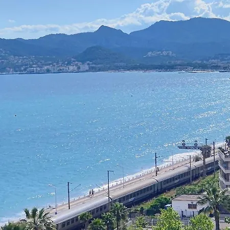 Daire Proche Gare Vue - Acces Prive A La